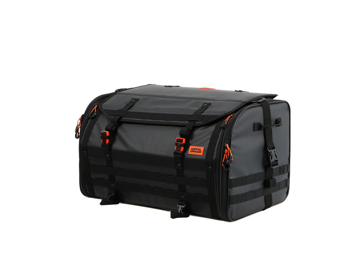 キャンプツーリングシートバッグ容量で変化できる多彩な積載スタイル。画像